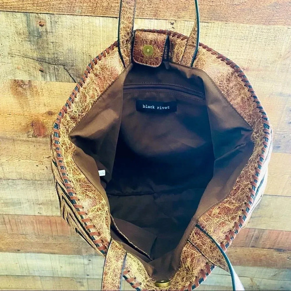 Black Rivet Tote - Picture 6 of 6